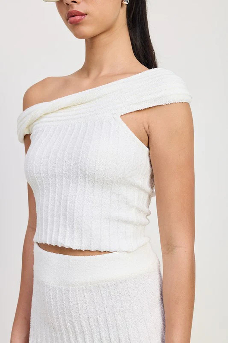 OFF SHOULDER KNIT TOP